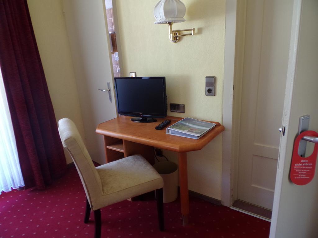 Hotel Sieben Linden Lauterbach  Bagian luar foto
